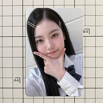 Amazon.co.jp: NiziU Press Play musicplant 特典 アヤカ トレカ